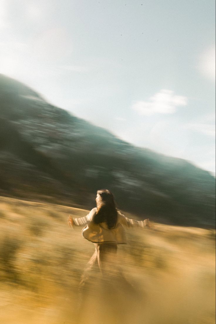 Why Some People Find It Hard to Fully Enjoy the Moment